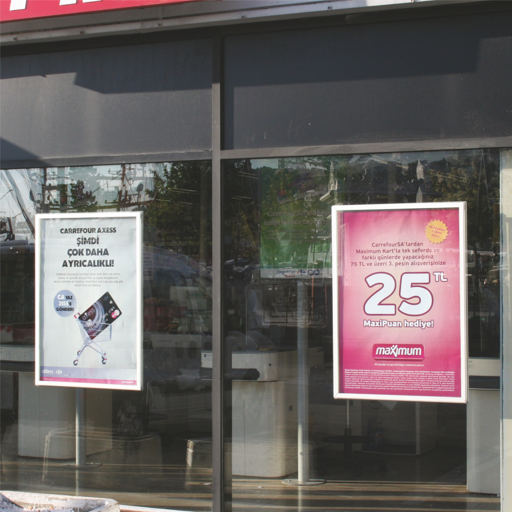 Fensterrahmen Displaysepeti Display Systems